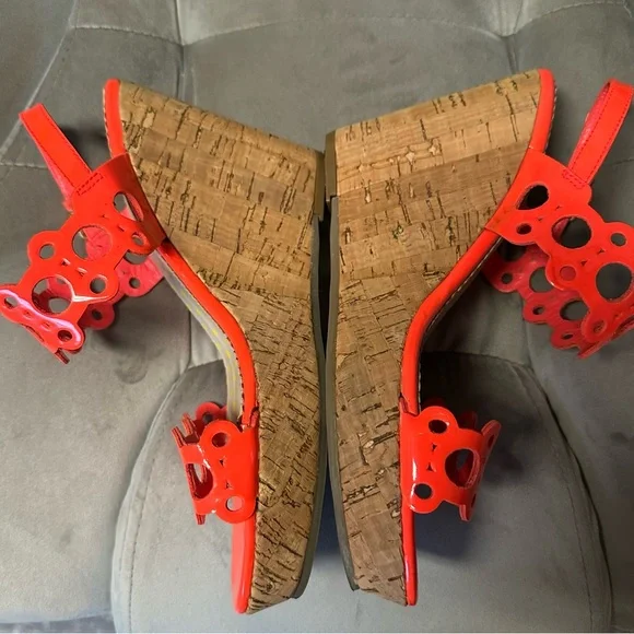 Boden Cutout Sandals - Picture 2 of 3